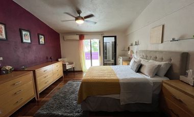 Casa en Venta y Renta en Zona Hotelera
