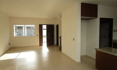 CASA EN VENTA EN BELLATERRA