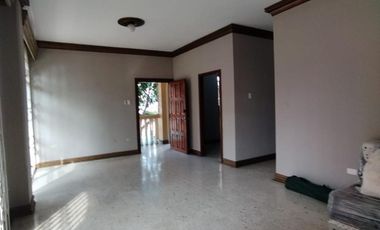 VENTA CASA RENTERA CDLA SIMON BOLIVAR CERCA DEL MALL DEL SOL  (CMC)