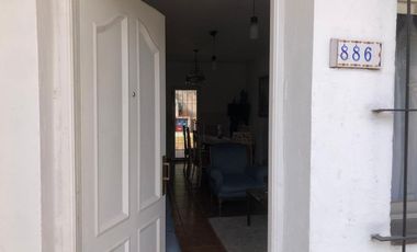 VENTA - Casa 3 ambientes - Grand Bourg