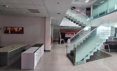 Oficina en Renta Av. Miguel Aleman 900 m²
