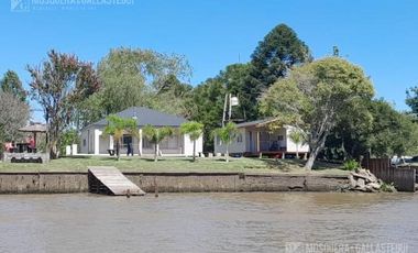 Casa a la venta en Villa la Ñata.