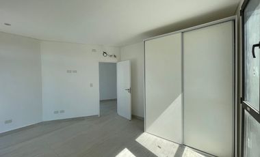 Casa en alquiler en Loma Verde