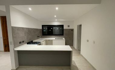 Casa en alquiler en Loma Verde