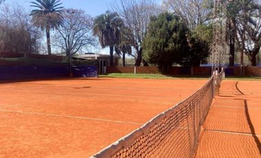 VENTA CASA 3 AMB JARDÍN COCHERA MONTE GRANDE