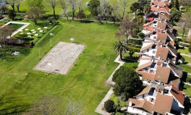 VENTA CASA 3 AMB JARDÍN COCHERA MONTE GRANDE