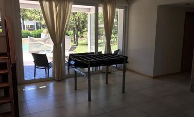 Casa de 5 ambientes en venta en La Herradura - Pinamar