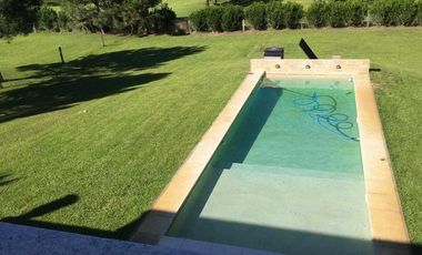 Casa de 5 ambientes en venta en La Herradura - Pinamar