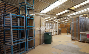 Bodega comercial en venta en San Bartolo Naucalpan (Naucalpan Centro)