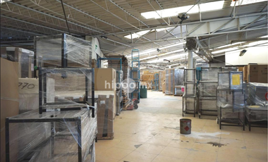 Bodega comercial en venta en San Bartolo Naucalpan (Naucalpan Centro)