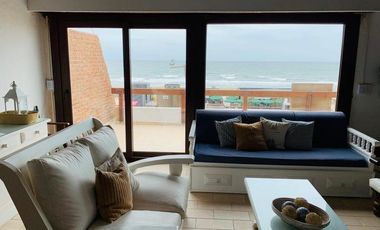 Departamento de 5 ambientes FRENTE AL MAR en venta en Pinamar - SEMIPISO