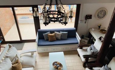 Departamento de 5 ambientes FRENTE AL MAR en venta en Pinamar - SEMIPISO