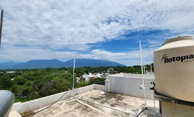 SE VENDE CASA EN LOMAS DE COMALA