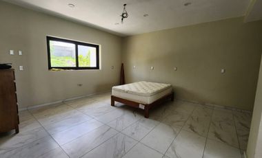 SE VENDE CASA EN LOMAS DE COMALA