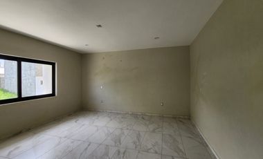 SE VENDE CASA EN LOMAS DE COMALA