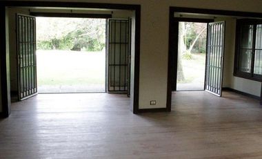 Importante Chalet 6 Amb. z/ Los Troncos