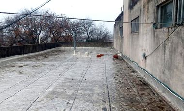 Venta Galpón con entrada apta camiones en próximo mercado de productores - Bella Vista, Rosario