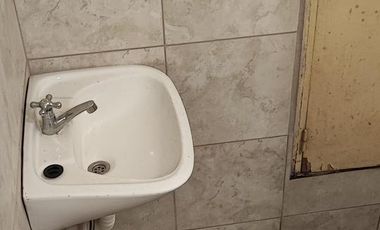 Local en Venta- - San Martín
