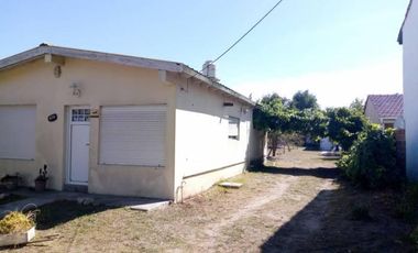 VENTA CASA S / LOTE PROPIO  DEPTO MONOAMB. * MAR DEL TUYU