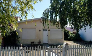 VENTA CASA S / LOTE PROPIO  DEPTO MONOAMB. * MAR DEL TUYU
