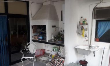 Casa - Burzaco