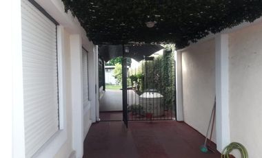 Casa - Burzaco