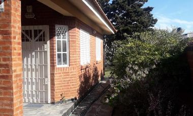 2 Casas en Venta 5 ambientes  - Mar Del Tuyu