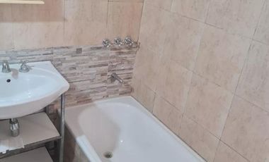Departamento en venta - 2 Dormitorios 1 Baño - 42Mts2 - Tablada