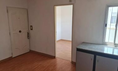 Departamento en venta - 2 Dormitorios 1 Baño - 42Mts2 - Tablada