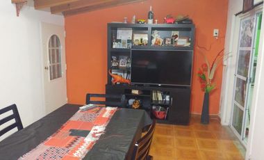 Casa - Claypole