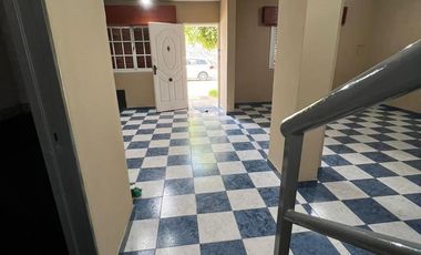 VENTA CASA DOS PLANTAS MUY BUENA CONSTRUCCIÓN * CASEROS * ZONA OESTE