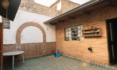 Casa - Arroyito