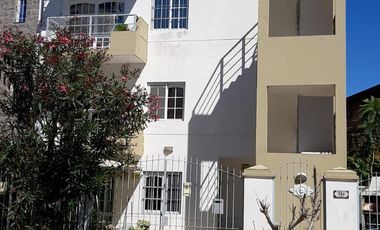 Departamento en venta - 2 Dormitorios 1 Baño - 70Mts2 - Santa Teresita