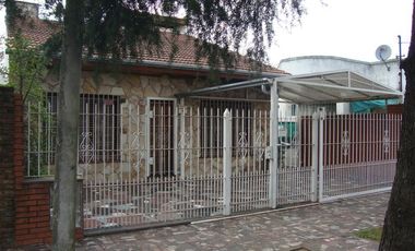 Casa - Claypole