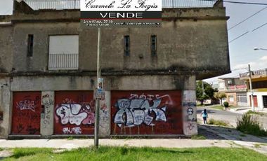 EDIFICIO EN BLOCK AMPLIO LOCAL EN P.B. + DPTO 3 AMB 1º PISO