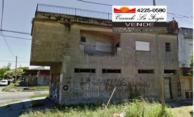 EDIFICIO EN BLOCK AMPLIO LOCAL EN P.B. + DPTO 3 AMB 1º PISO