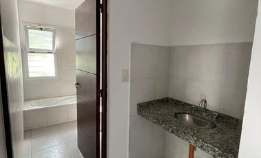 Casa en alquiler en Villa Allende, barrio Jardin Epicuro.