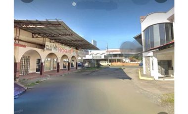 VENDO PLAZA COMERCIAL EN DAVID