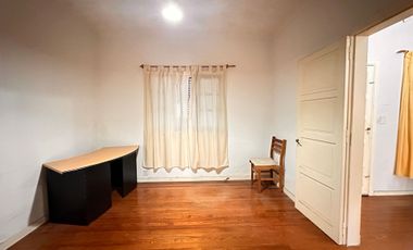 VENTA PH 3 AMB FRENTE JARDIN COCHERA, BERNAL