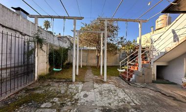 VENTA PH 3 AMB FRENTE JARDIN COCHERA, BERNAL