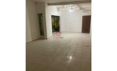 OFICINA EN VENTA EN COL. CENTRO. CD. OBREGÓN, SONORA