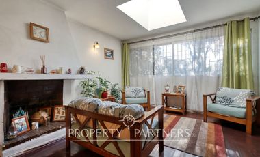 Gran potencial y plusvalía. Acogedora casa de un piso en venta La Reina