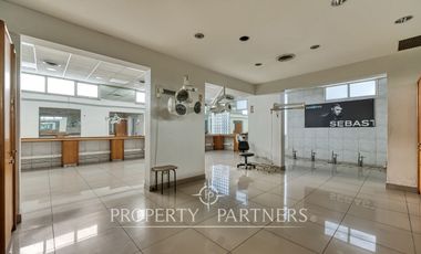 Gran Local Comercial en Estoril