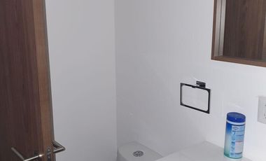 RENTA DEPARRAMENTO 3 REC. 3 BAÑOS CUARTO SERV C/BAÑO