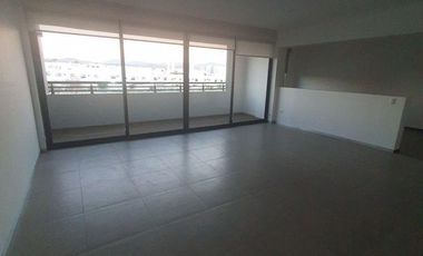 RENTA DEPARRAMENTO 3 REC. 3 BAÑOS CUARTO SERV C/BAÑO