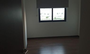 RENTA DEPARRAMENTO 3 REC. 3 BAÑOS CUARTO SERV C/BAÑO