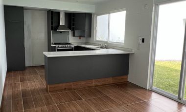 CASA HM PRIVADA ALTO LAGO