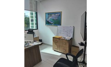 ALQUILO OFICINA EN EDISON PARK