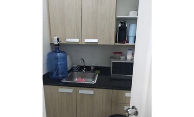 ALQUILO OFICINA EN EDISON PARK