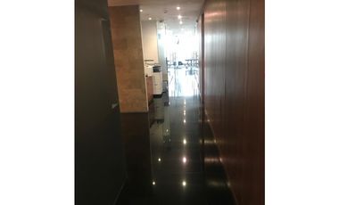 ALQUILO OFICINA EN AV. BALBOA